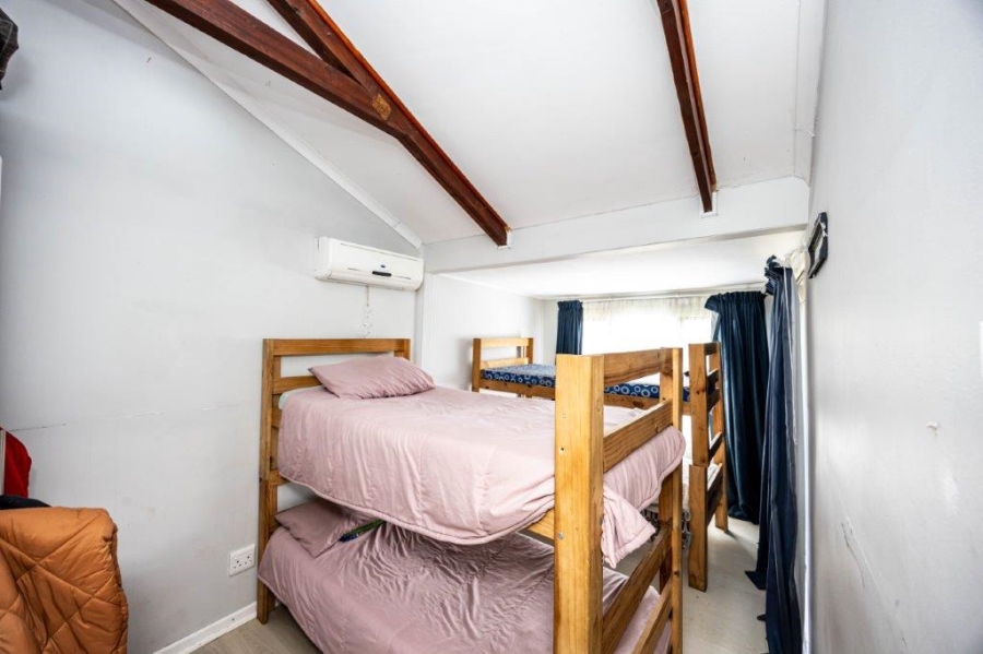 To Let 6 Bedroom Property for Rent in Kaysers Beach Eastern Cape